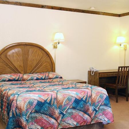 Country Inn Motel Dove Creek Ngoại thất bức ảnh