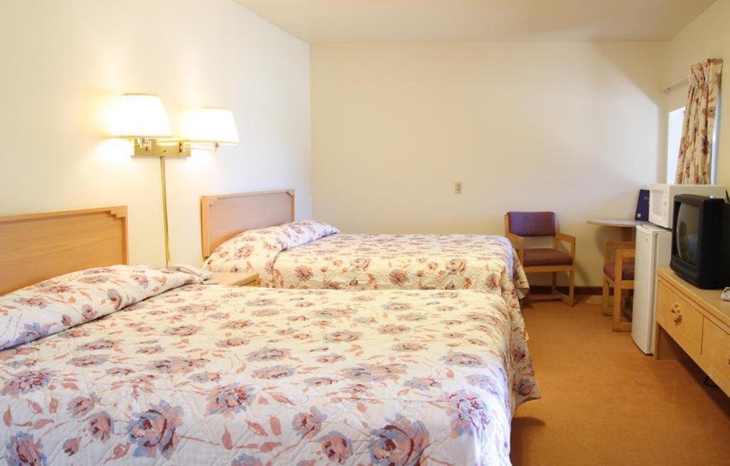 Country Inn Motel Dove Creek Ngoại thất bức ảnh