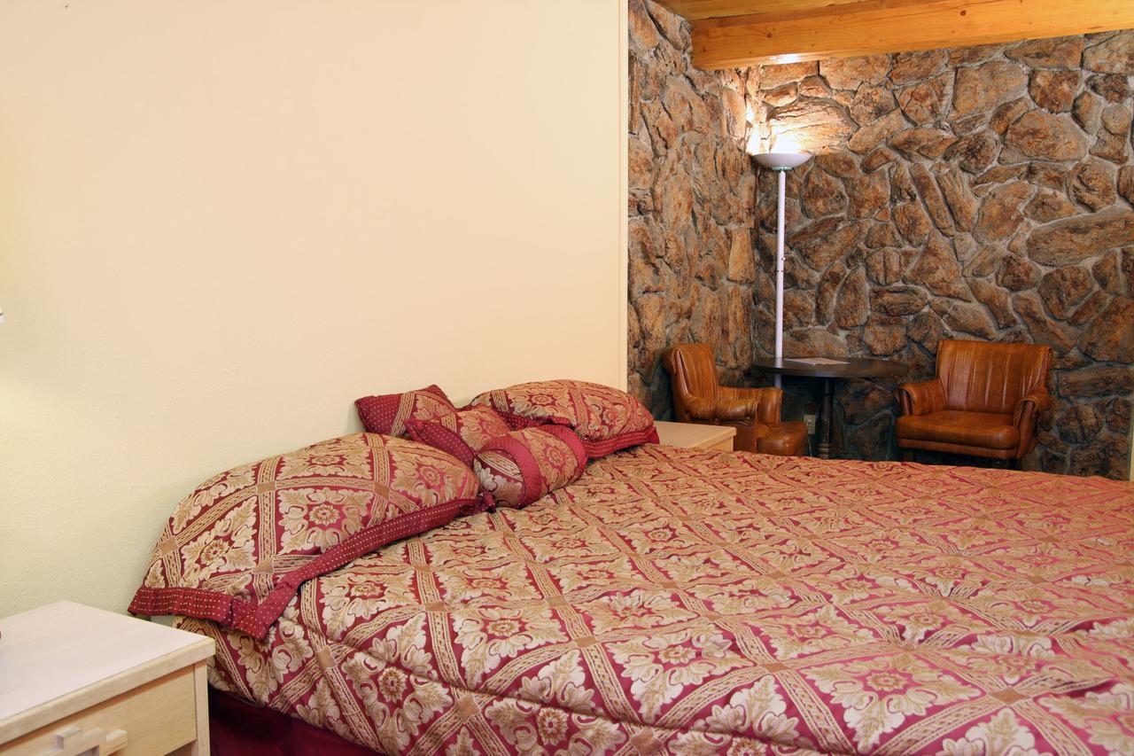 Country Inn Motel Dove Creek Ngoại thất bức ảnh