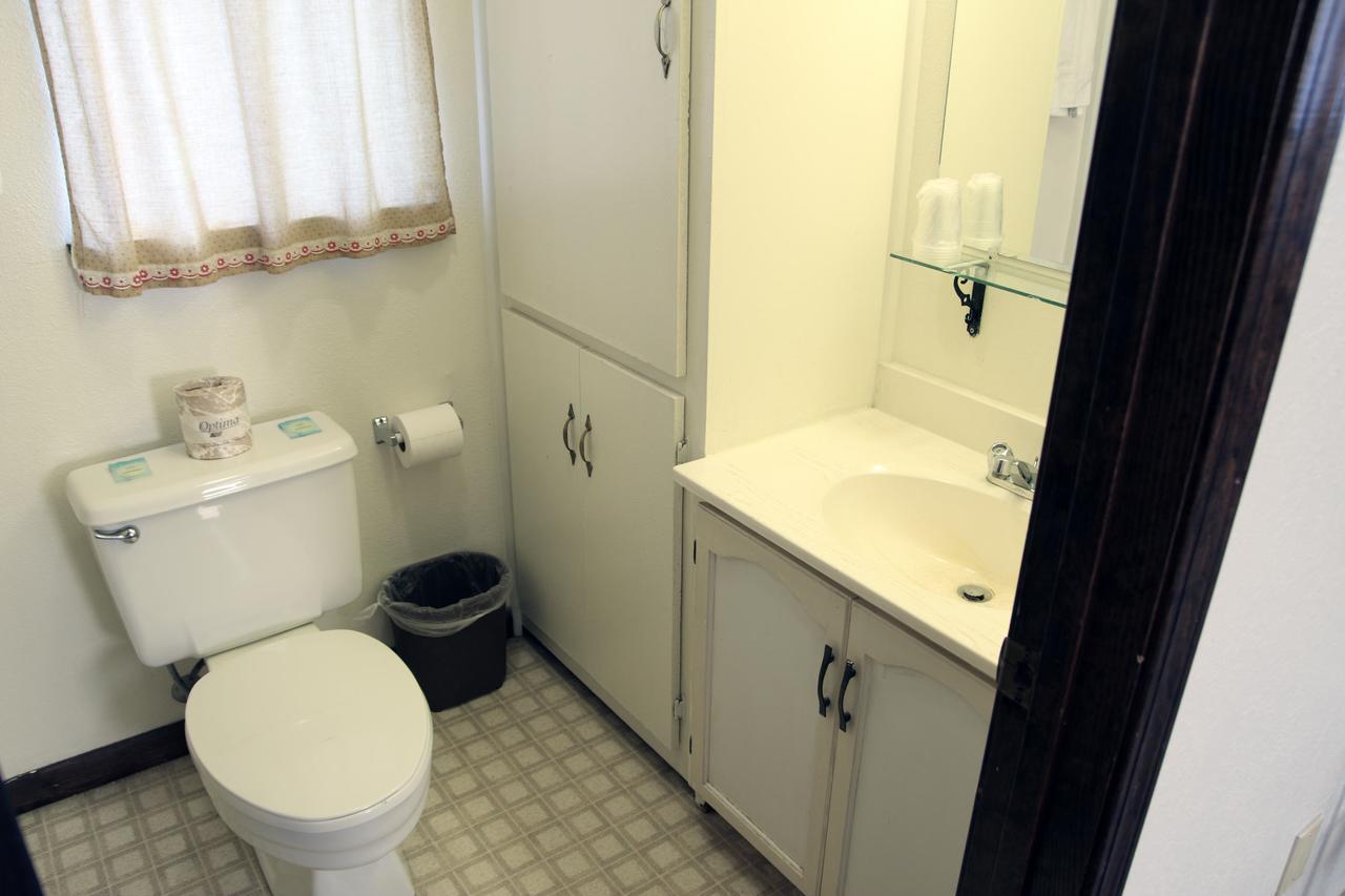 Country Inn Motel Dove Creek Ngoại thất bức ảnh